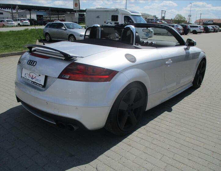 Audi TT 4