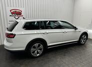 Volkswagen Passat 9