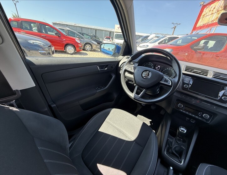 Škoda Fabia 24