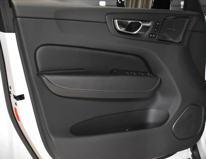 Volvo XC60 12