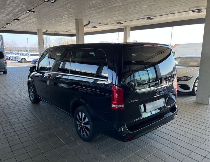 Mercedes-Benz Třídy V 7