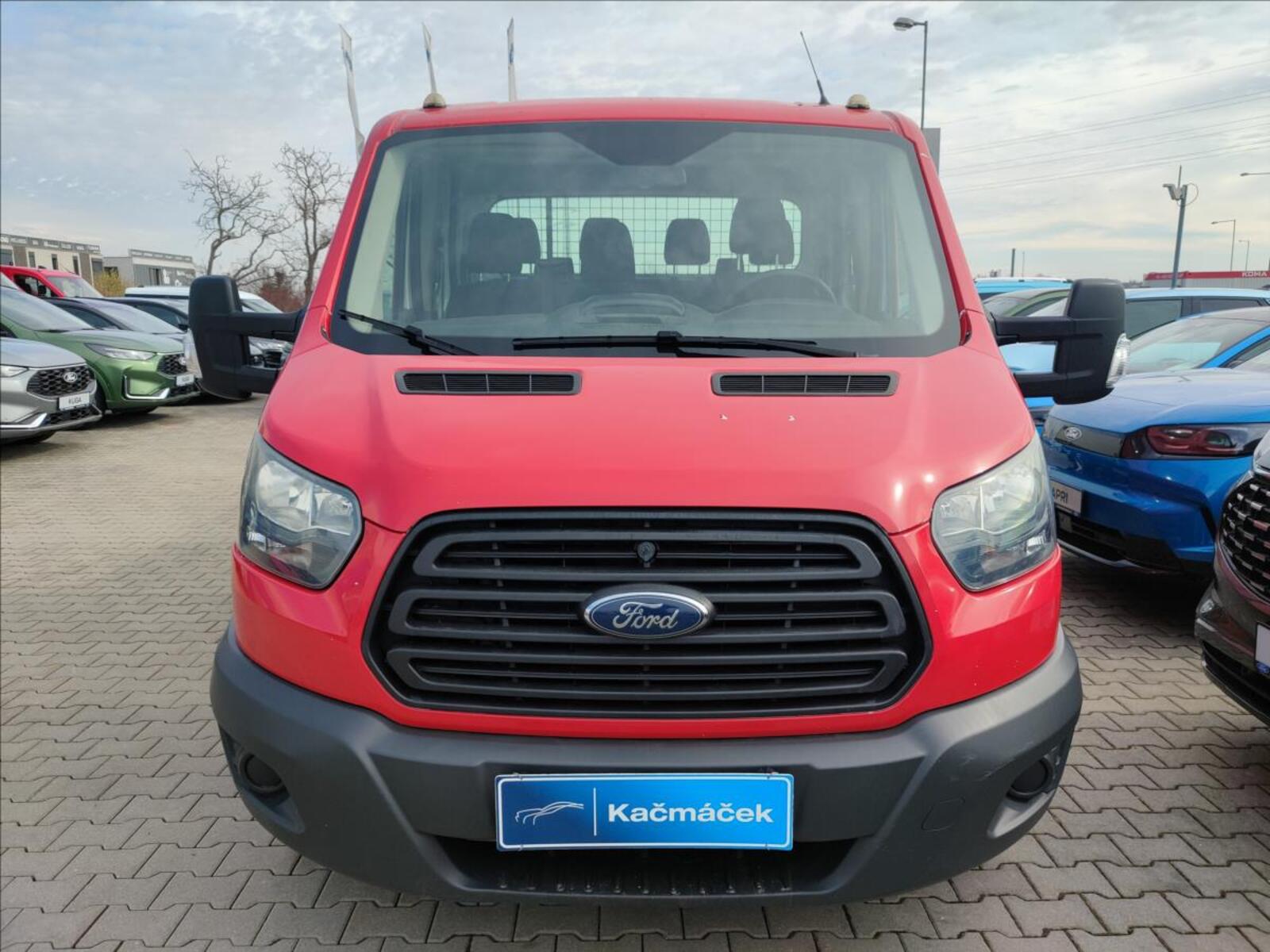 Ford Transit 8