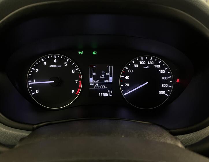 Hyundai i20 10