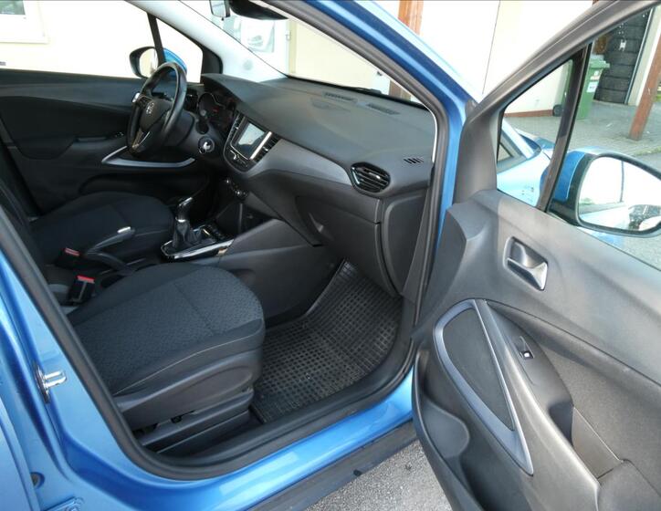 Opel Crossland X 18