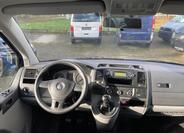 Volkswagen Caravelle 13