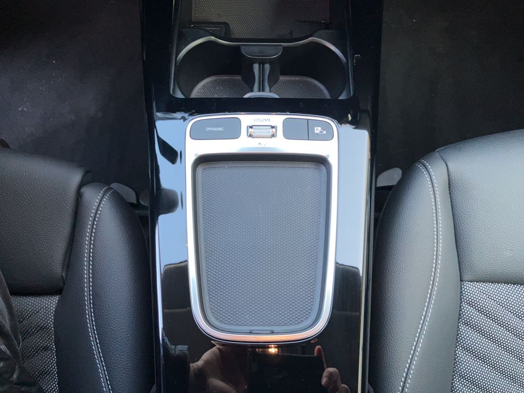 Mercedes-Benz CLA 20