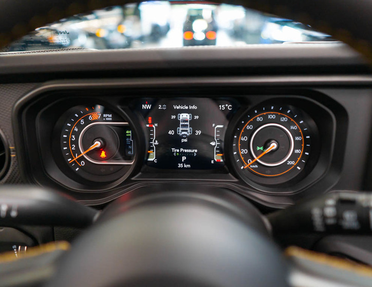 Jeep Wrangler 21