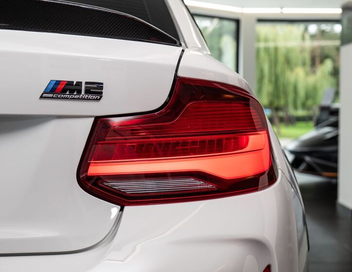 BMW M2 21