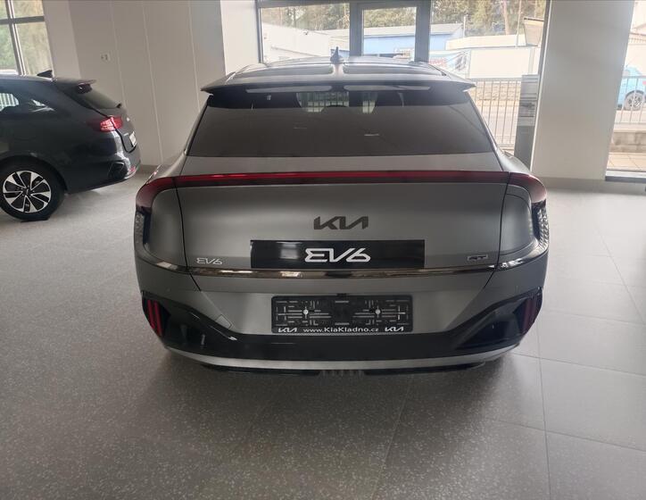 KIA EV6 5