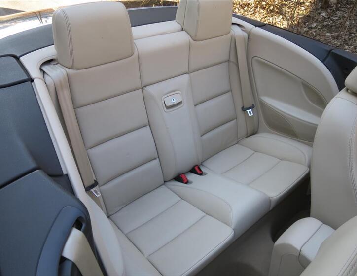 Volkswagen EOS 15