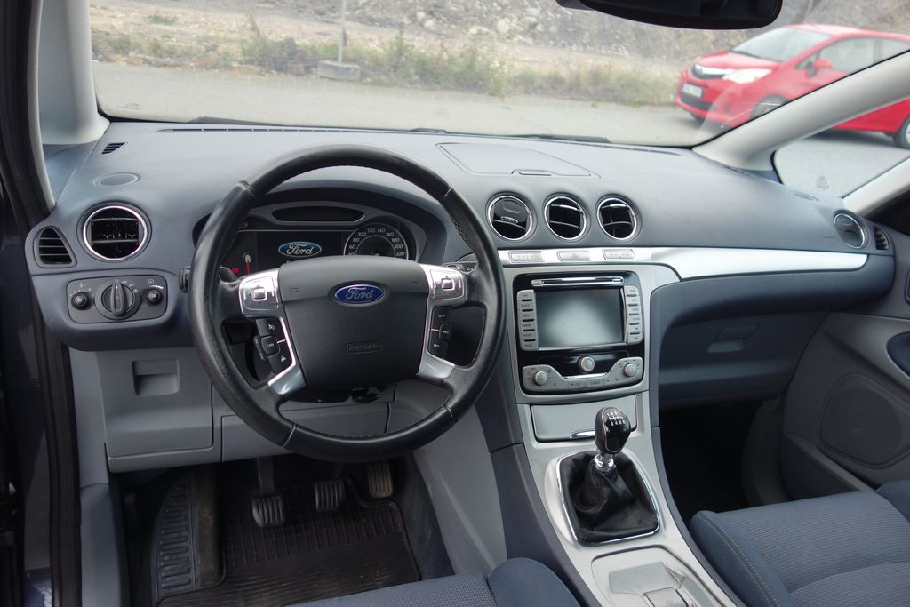 Ford S-MAX