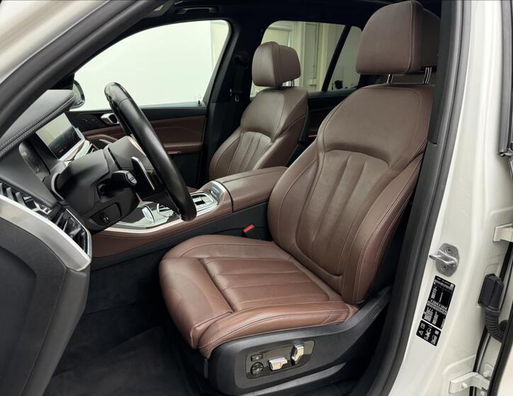 BMW X5 40