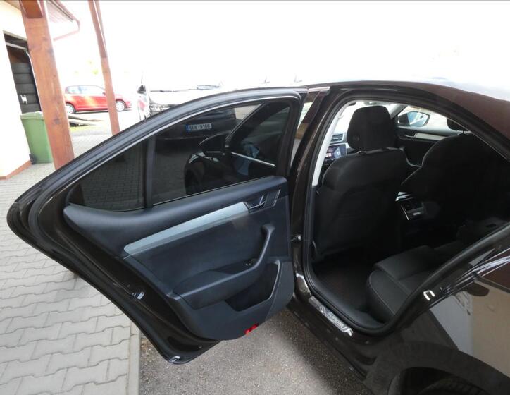 Škoda Superb 22