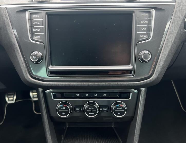 Volkswagen Tiguan 18