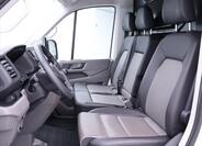Volkswagen Crafter 10