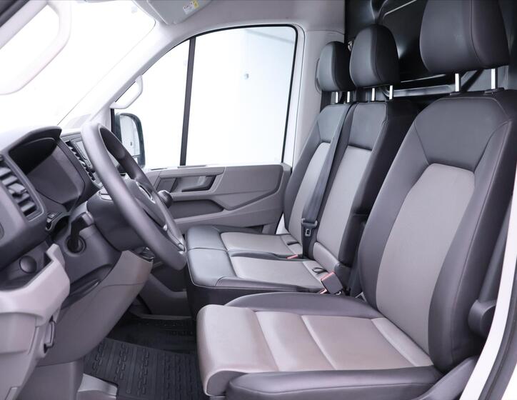 Volkswagen Crafter 10