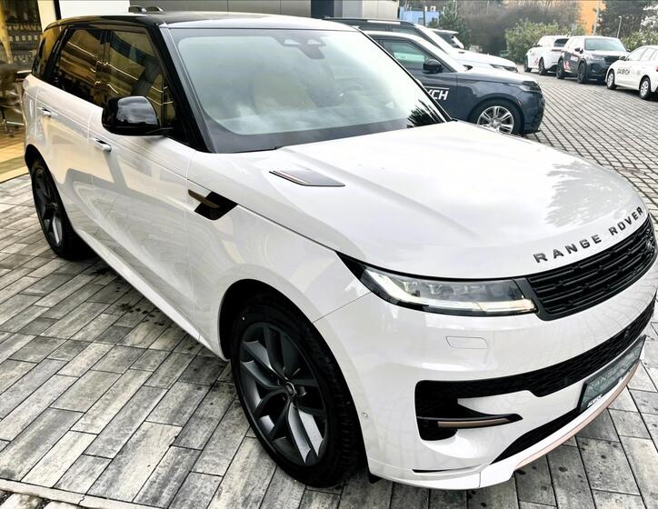 Land Rover Range Rover Sport 11