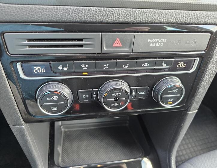Volkswagen Golf Sportsvan 21