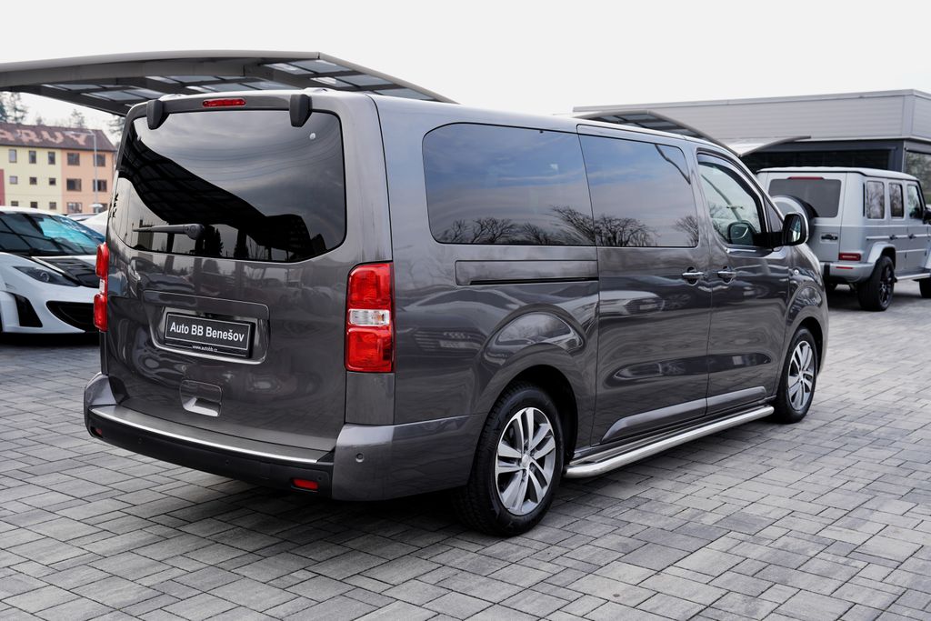 Peugeot Traveller