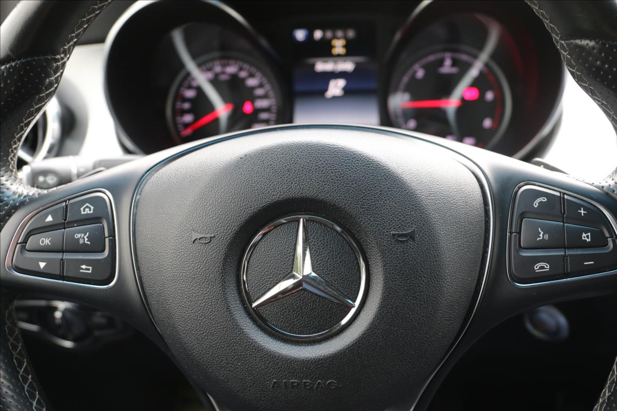 Mercedes-Benz Třídy X