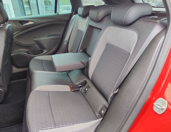 Opel Astra 10