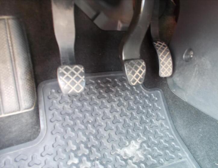 Volkswagen up! 17