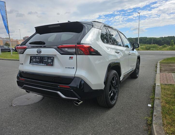 Toyota RAV4 5