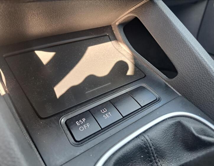 Volkswagen Golf 21