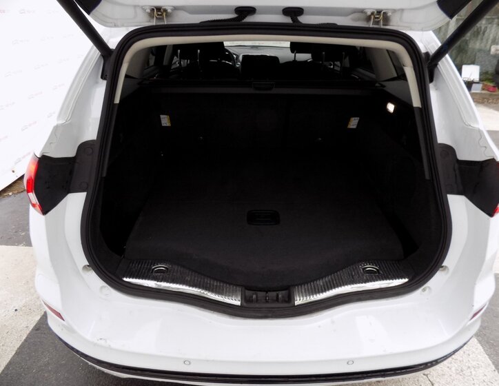 Ford Mondeo 8