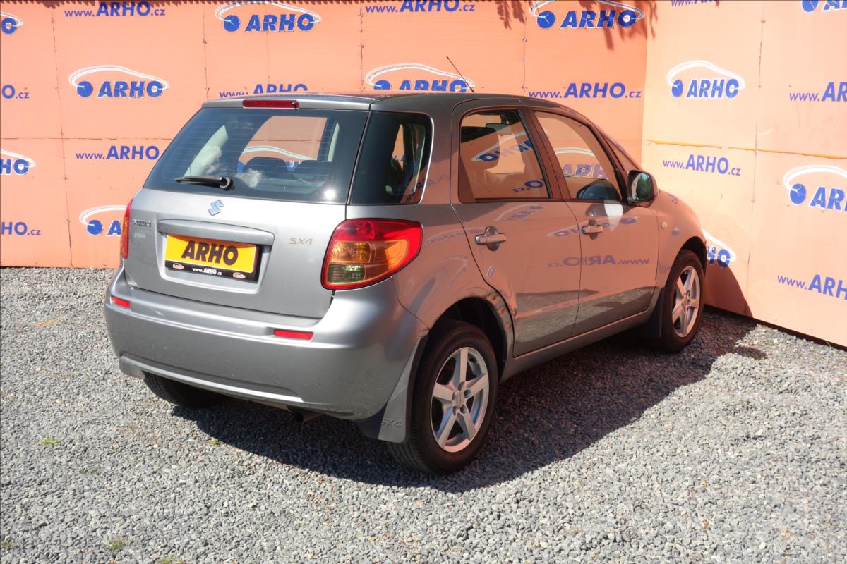 Suzuki SX4