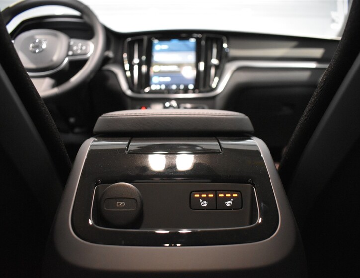 Volvo V60 36