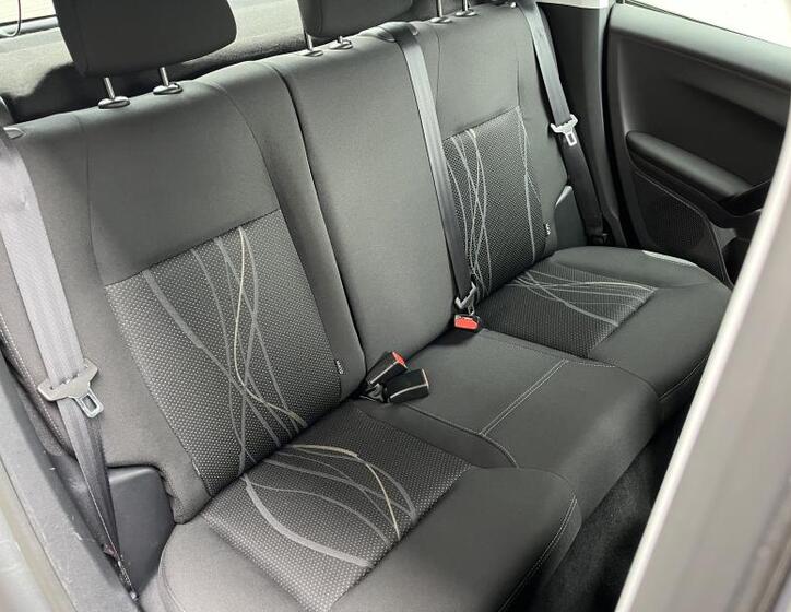 Peugeot 208 22
