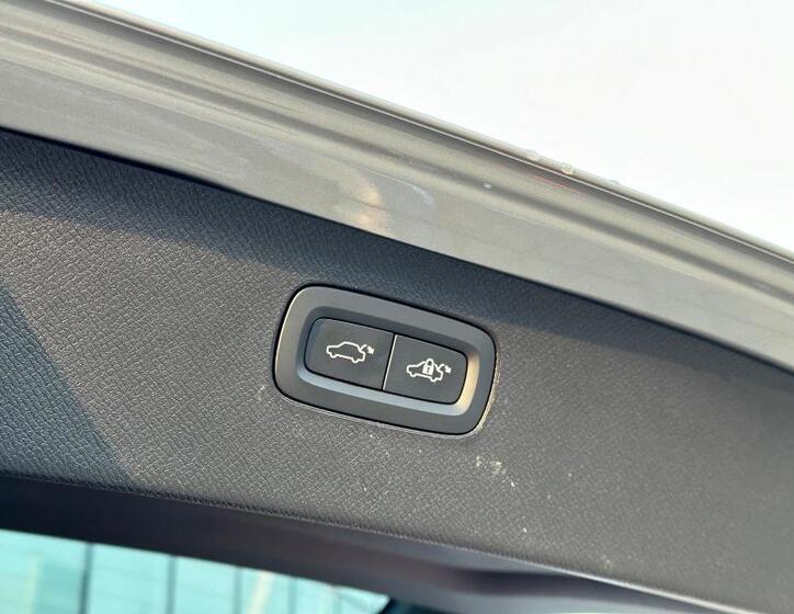 Volvo XC90 15