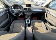 Audi Q3 10