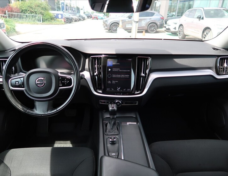 Volvo V60 14