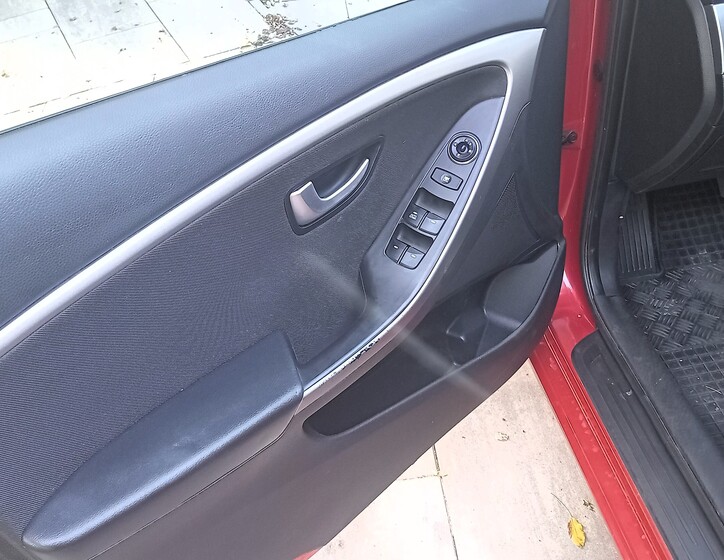 Hyundai i30 17