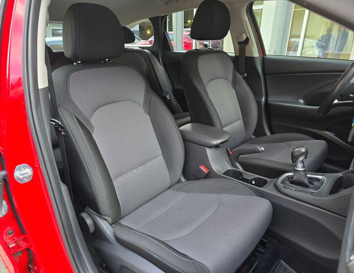 Hyundai i30 22