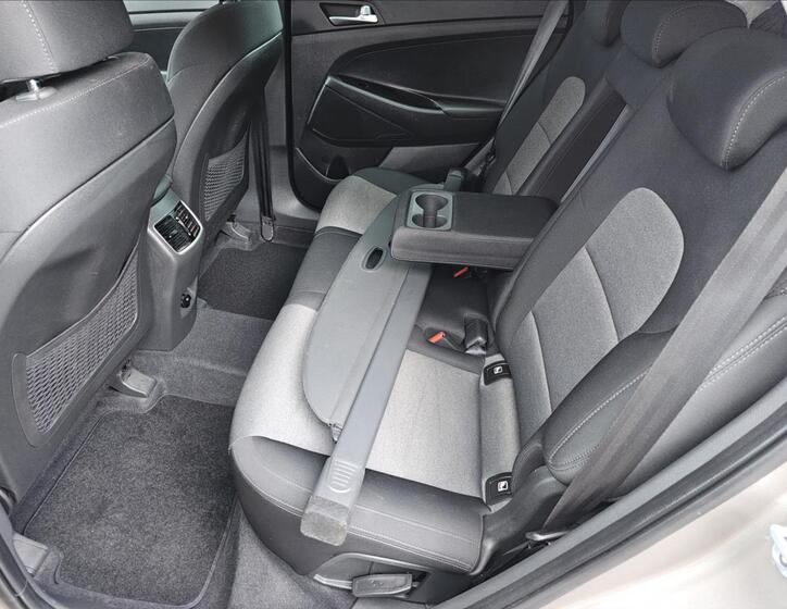 Hyundai Tucson 12