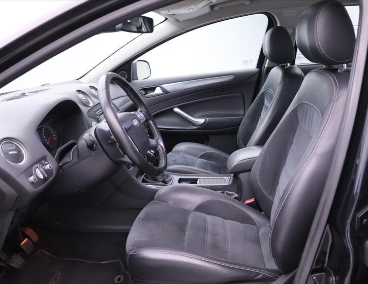 Ford Mondeo 11