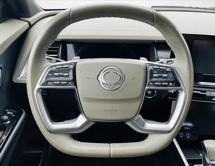 SsangYong Torres 10