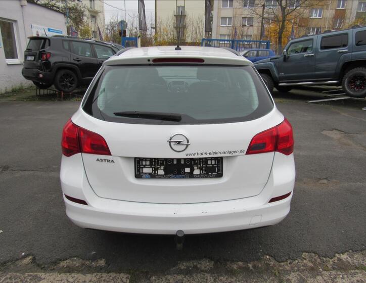 Opel Astra 5