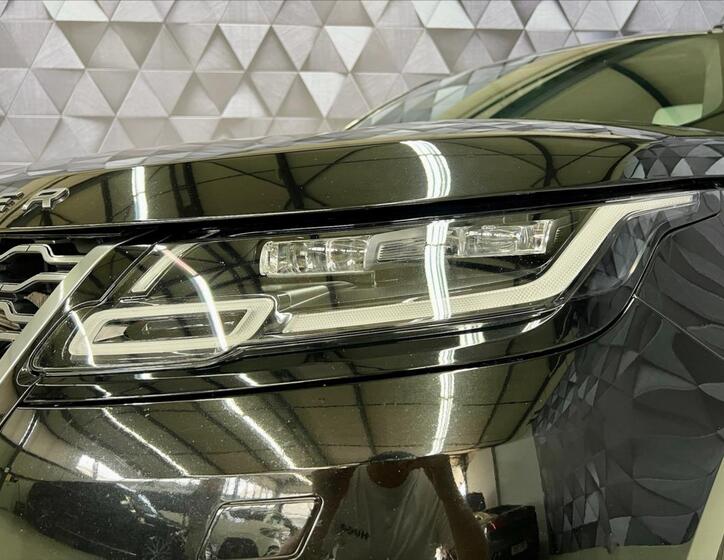 Land Rover Range Rover Velar 8