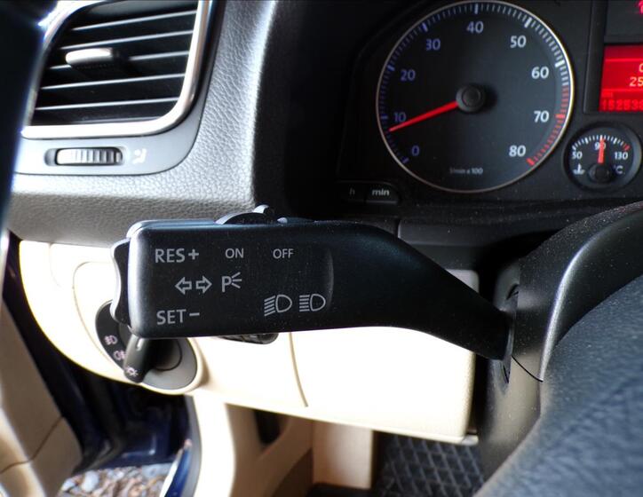 Volkswagen EOS 16