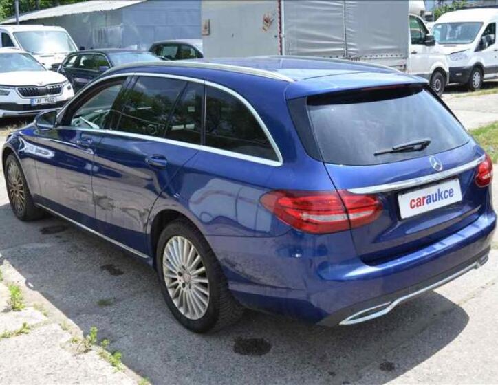 Mercedes-Benz Třídy C 6