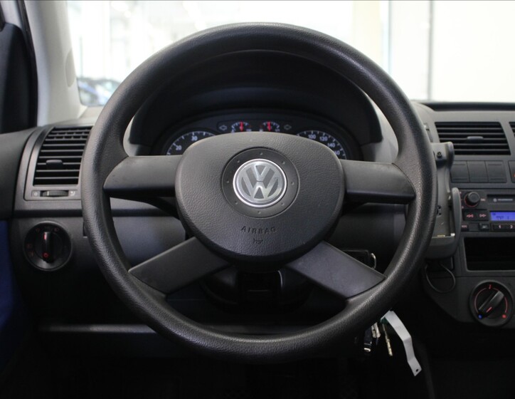 Volkswagen Polo 9