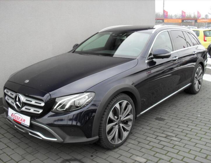 Mercedes-Benz Třídy E 1