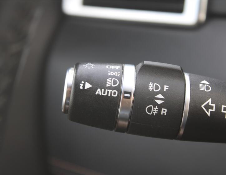 Land Rover Discovery Sport 15