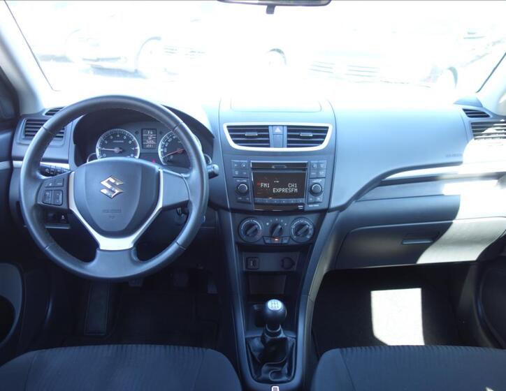 Suzuki Swift 15