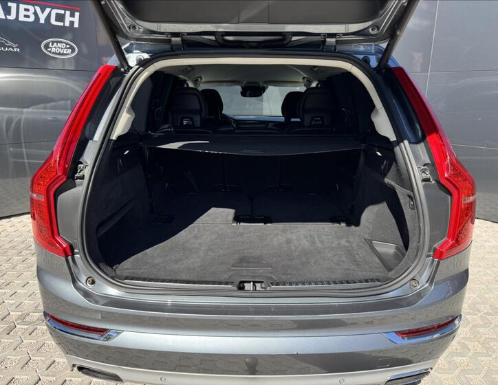 Volvo XC90 19