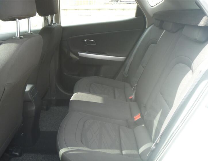 KIA Ceed 11